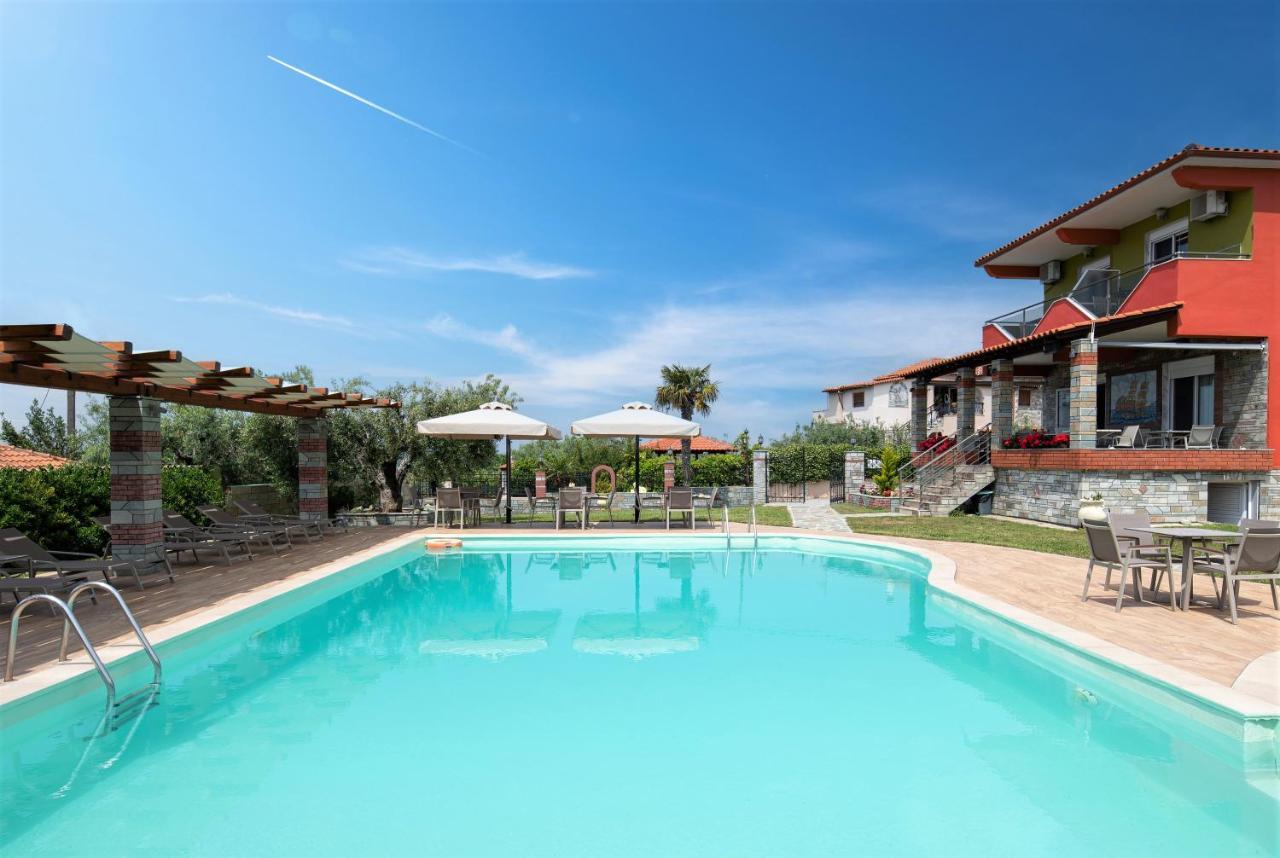 Sunday Resort Геракини Экстерьер фото